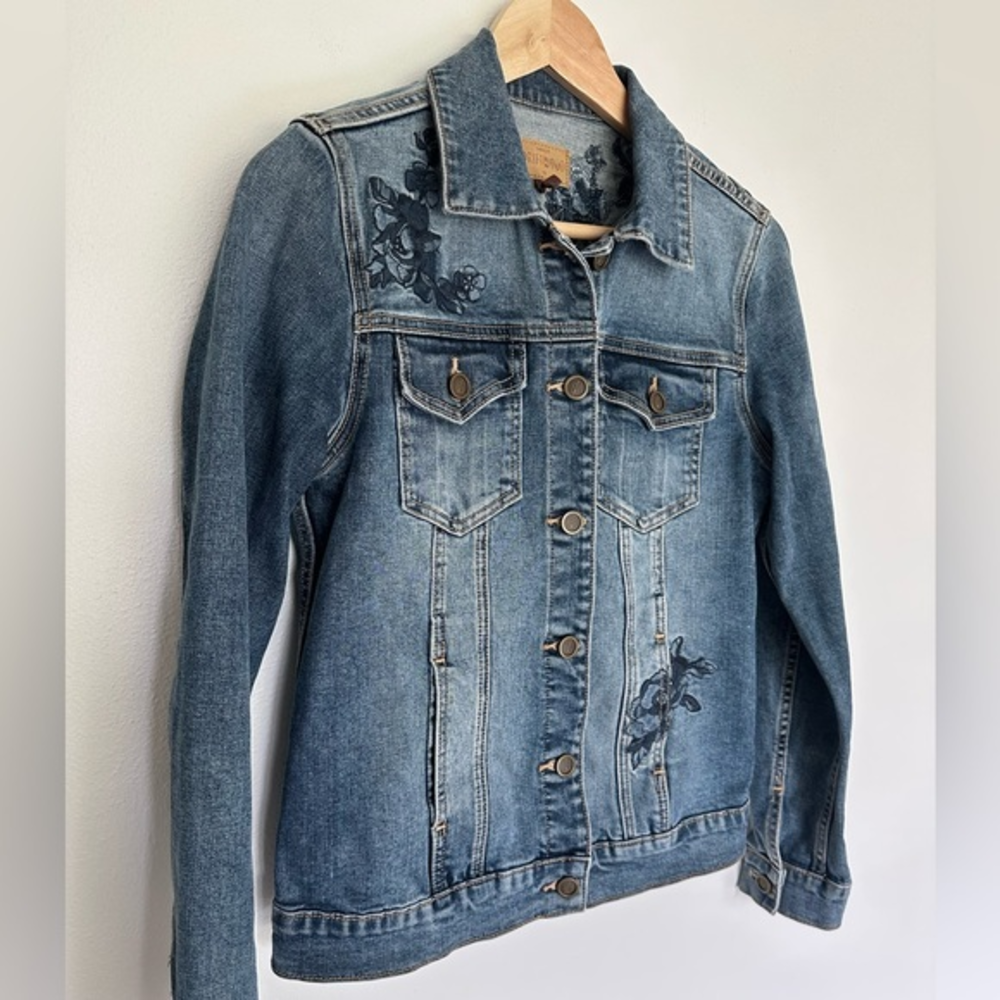 Driftwood Geena Embroidered Jean‎ Jacket Anthropologie Size XS